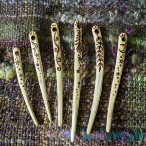 ONE Wooden Weaving Needle - Wildcrafted Magical Tapestry Weaving Nalbinding Yarn Bodkin Forest Fiber Art Knitting Needles Loom Wool Craft